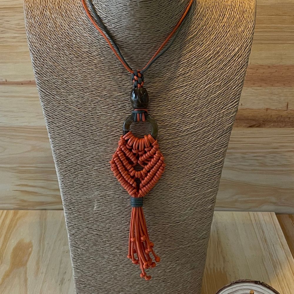 Collar Nara